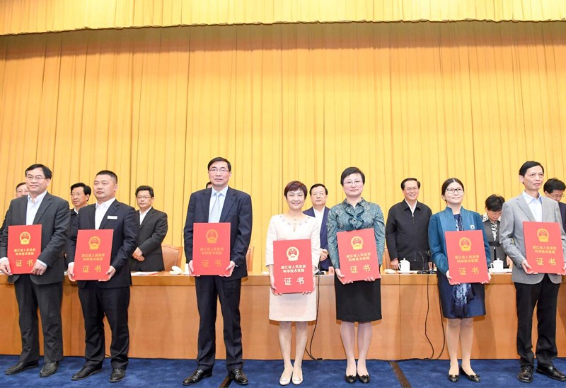 高端拉床,專用機床,内拉床,外拉床,數控機床,自動化生産線,工業機器人,拉床,拉刀,自動化