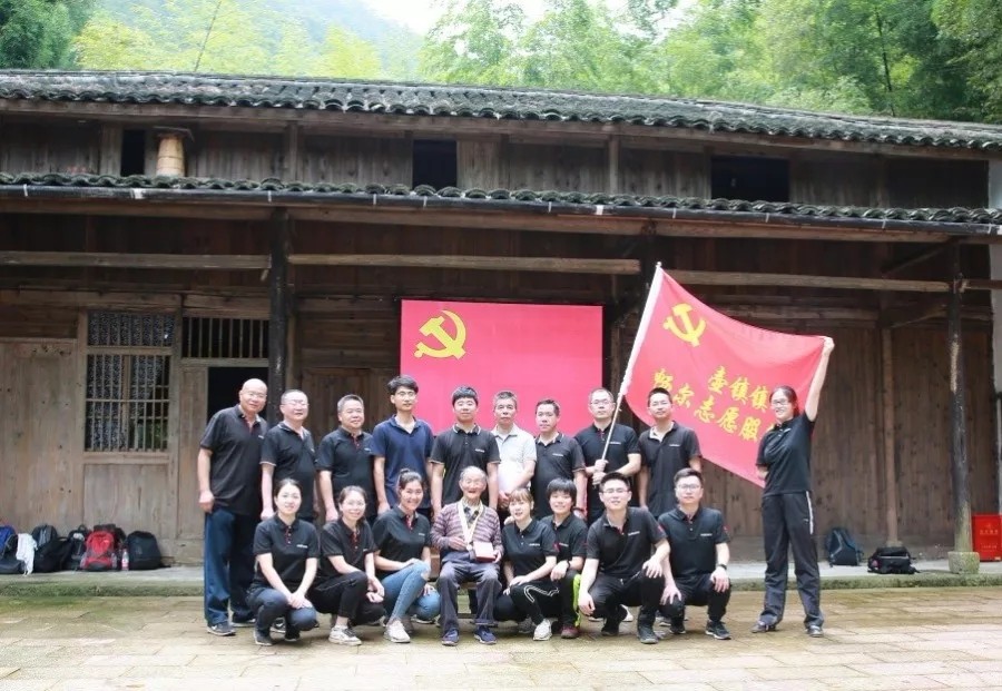 高端拉床,專用機床,内拉床,外拉床,數控機床,自動化生産線,工業機器人,拉床,拉刀,自動化